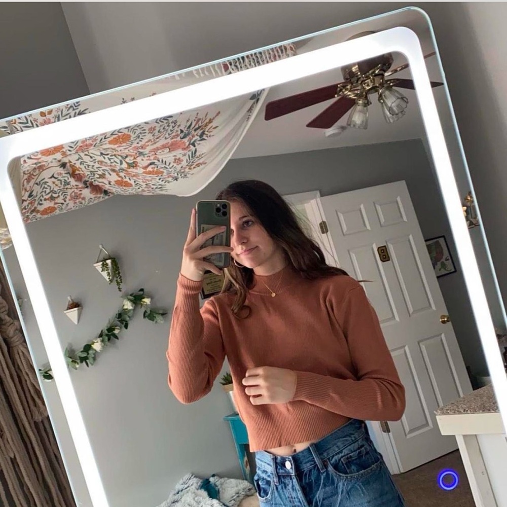 L.A. Heart small brown sweater